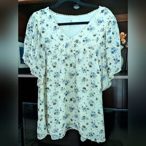 DR2 Cream Floral Top sz XL